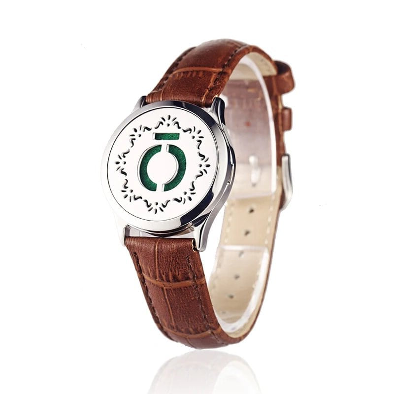 Bracelet diffuseur huile essentielle cuir marron Xera en coloris argenté.