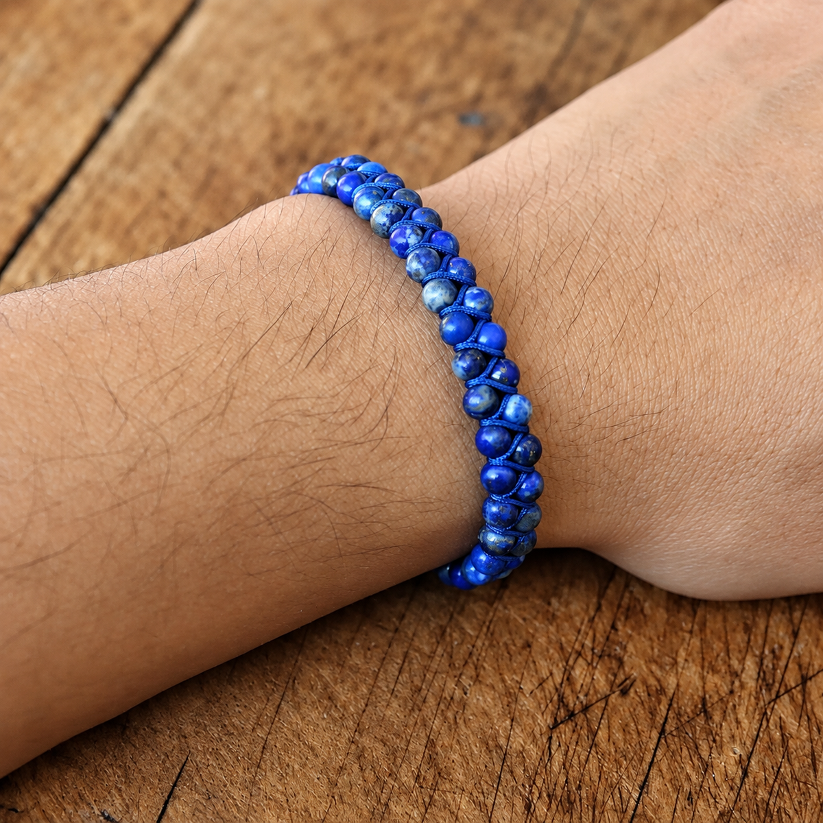 Bracelet Lapis Lazuli Tressé porté